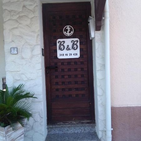 Bed And Breakfast Dolly Sant'Antioco Luaran gambar